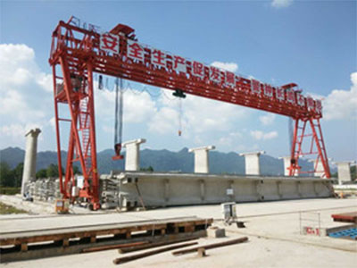 遼寧鐵路提梁機(jī)
